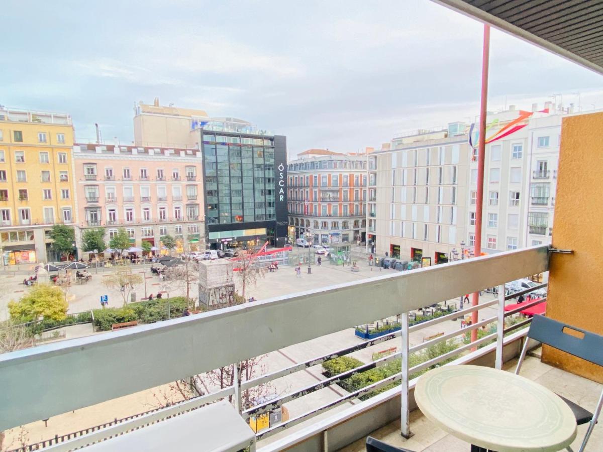 Estudio Doble Con Balcon En Madrid Centro Zewnętrze zdjęcie